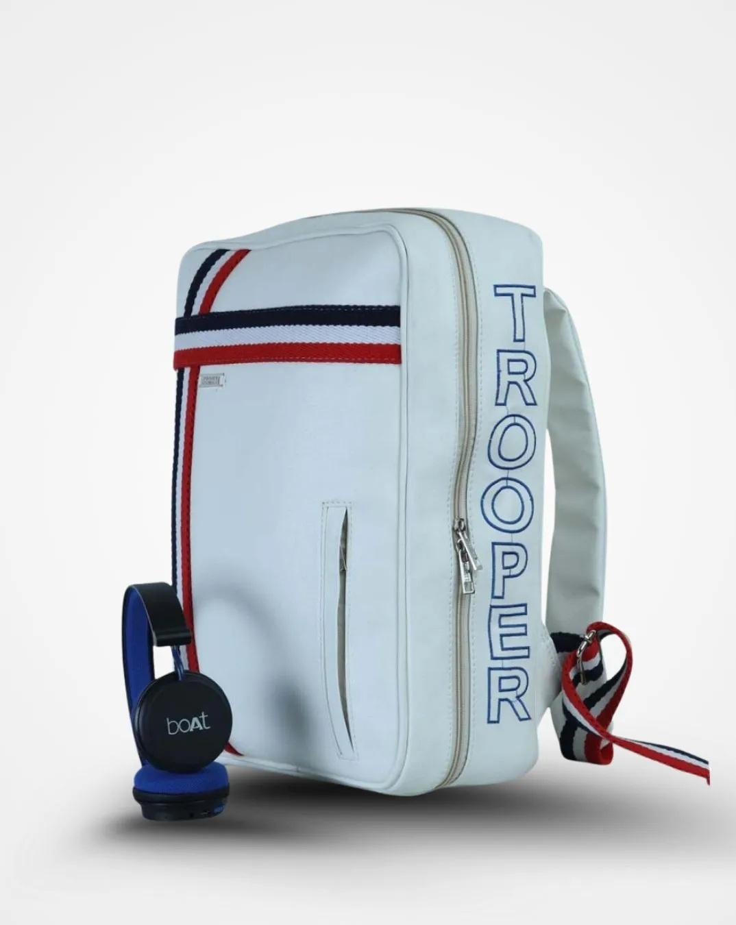 WHITE TROOPER - THE TRAVEL BACKPACK